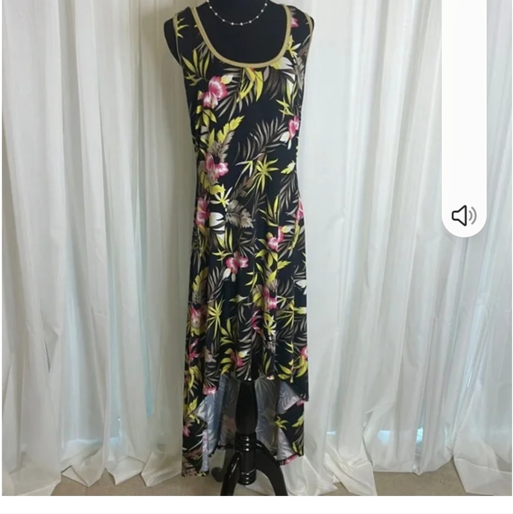 NWOT Women's Dots High-Low Dress